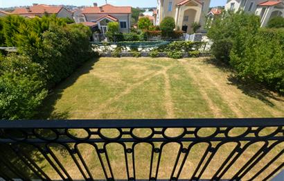 CENTURY 21'DEN NEO GÖLPARK BOLLUCA SATILIK BOŞ L TİPİ VİLLA