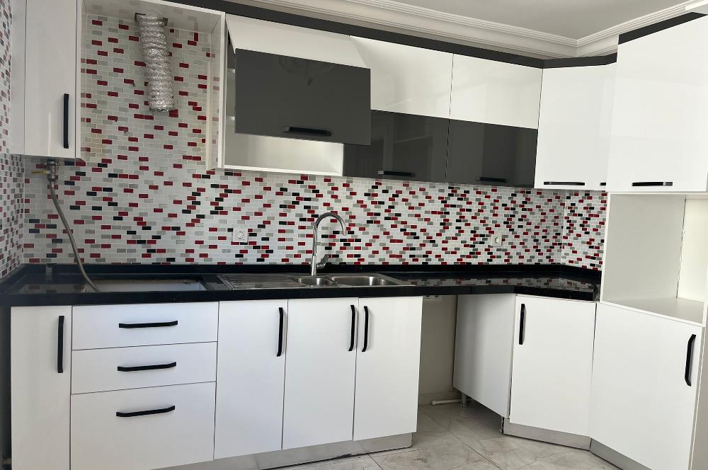MALTEPE MERKEZDE ADA-DENİZ MANZARALI GENİŞ 3+2 KİRALIK DUBLEKS