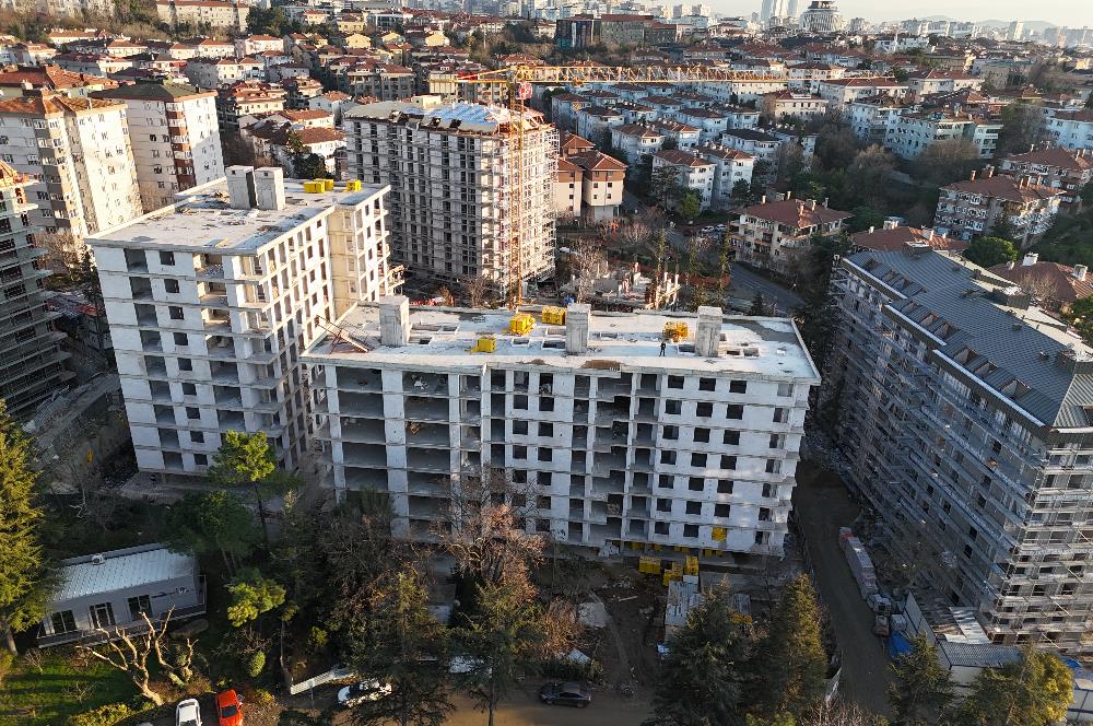 VALİDEBAĞ SİTESİNDE SATILIK 3+1