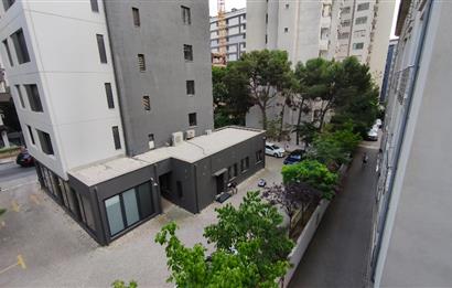 Fenerbahçe'de Bağdat Caddesi Üzeri Geniş 2+1 Kiralık Daire