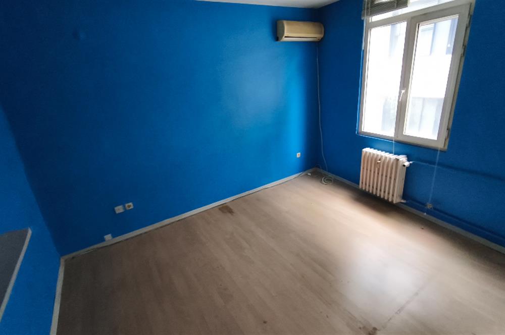 Fenerbahçe'de Bağdat Caddesi Üzeri Geniş 2+1 Kiralık Daire