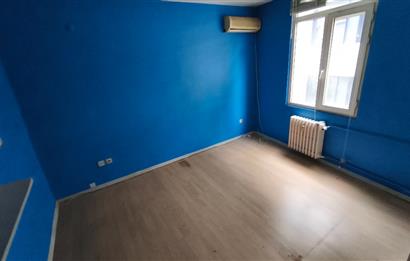 Fenerbahçe'de Bağdat Caddesi Üzeri Geniş 2+1 Kiralık Daire