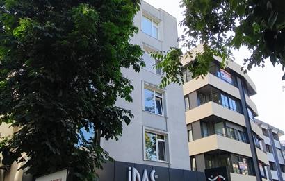 Fenerbahçe'de Bağdat Caddesi Üzeri Geniş 2+1 Kiralık Daire