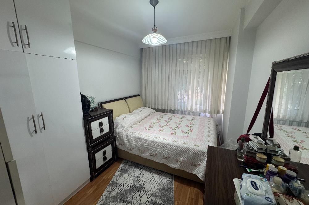 MALTEPE SANATÇILAR SİTESİ 2+1 BAKIMLI DAİRE