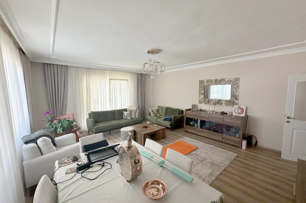 ÜMRANİYE, MEHMET AKİF MAH. SWEET HOME SİTESİ SATILIK 2 + 1 DAİRE