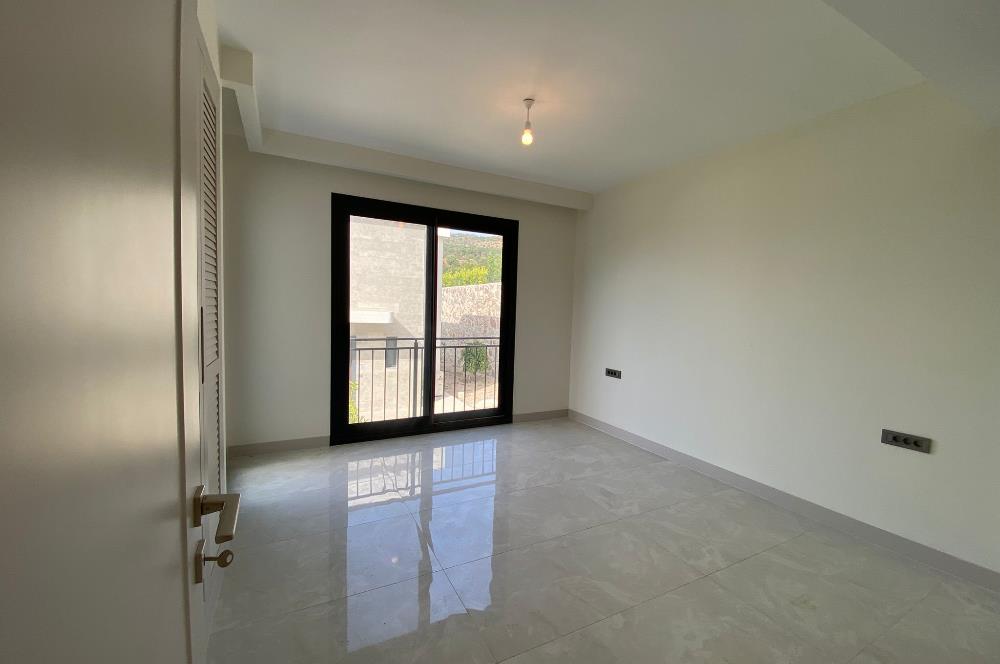 Gündoğan 4+1 Müstakil Havuzlu Kiralık Villa