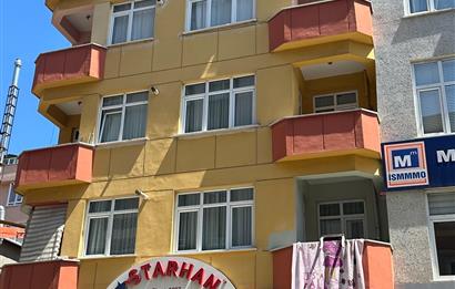 ZÜMRÜTEVLERDE KOMPLE SATILIK BİNA