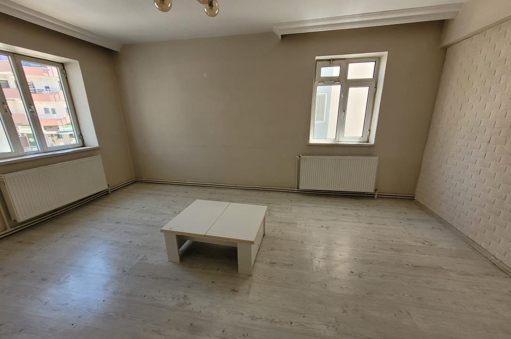 C21 BAL'DAN TEKNIK LISE CADDESİ ÜZERİNDE KİRALIK 3+1 DAİRE