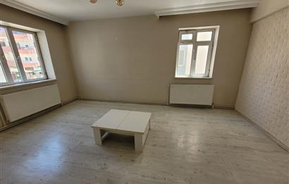 C21 BAL'DAN TEKNIK LISE CADDESİ ÜZERİNDE KİRALIK 3+1 DAİRE