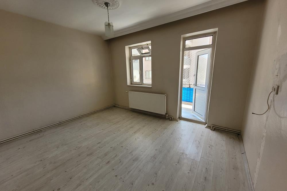 C21 BAL'DAN TEKNIK LISE CADDESİ ÜZERİNDE KİRALIK 3+1 DAİRE