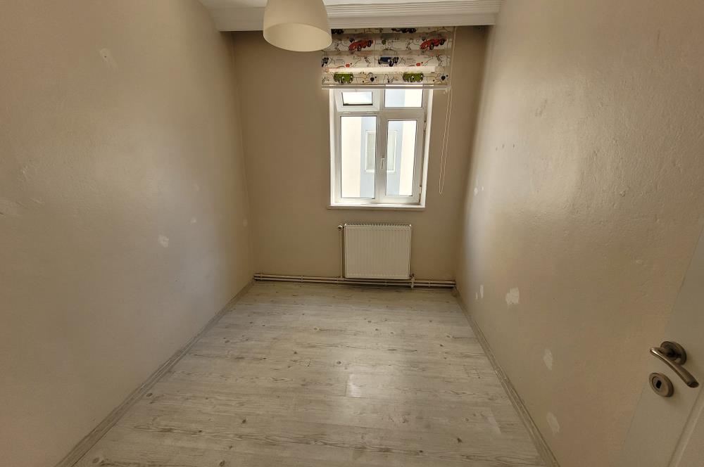 C21 BAL'DAN TEKNIK LISE CADDESİ ÜZERİNDE KİRALIK 3+1 DAİRE