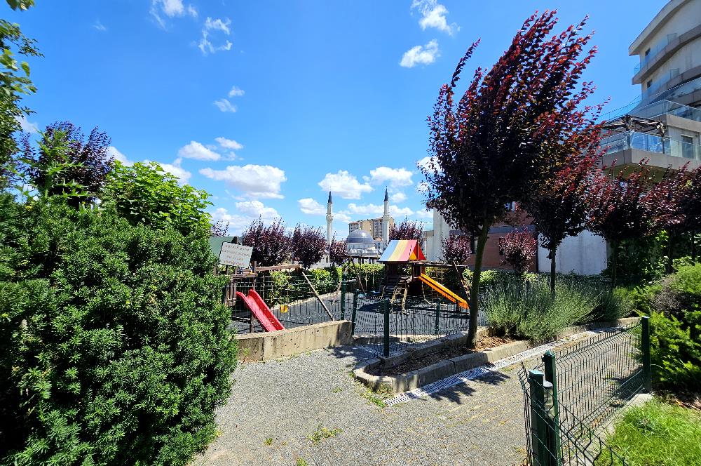 PENDİK YENİŞEHİR GARDEN PLANET SİTESİNDE SATILIK BAHÇEKAATI