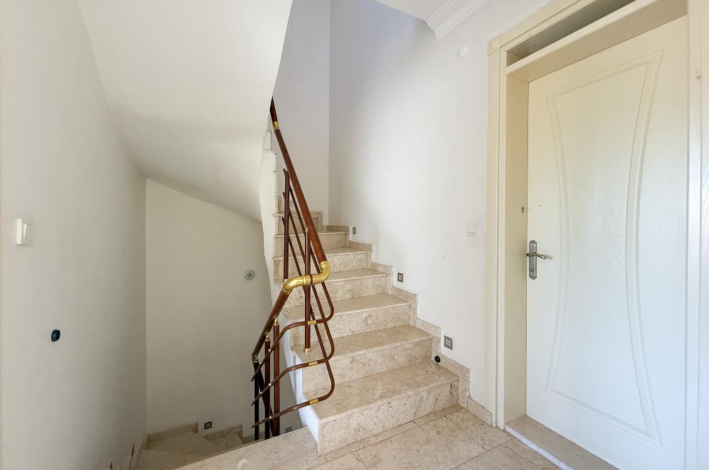 CENTURY 21 BAL'dan DAİRE FİYATINA 4+1 VİLLA