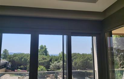 Suadiye Sahilde Kısmi Deniz Görür 2,5 + 1 Sıfır Daire