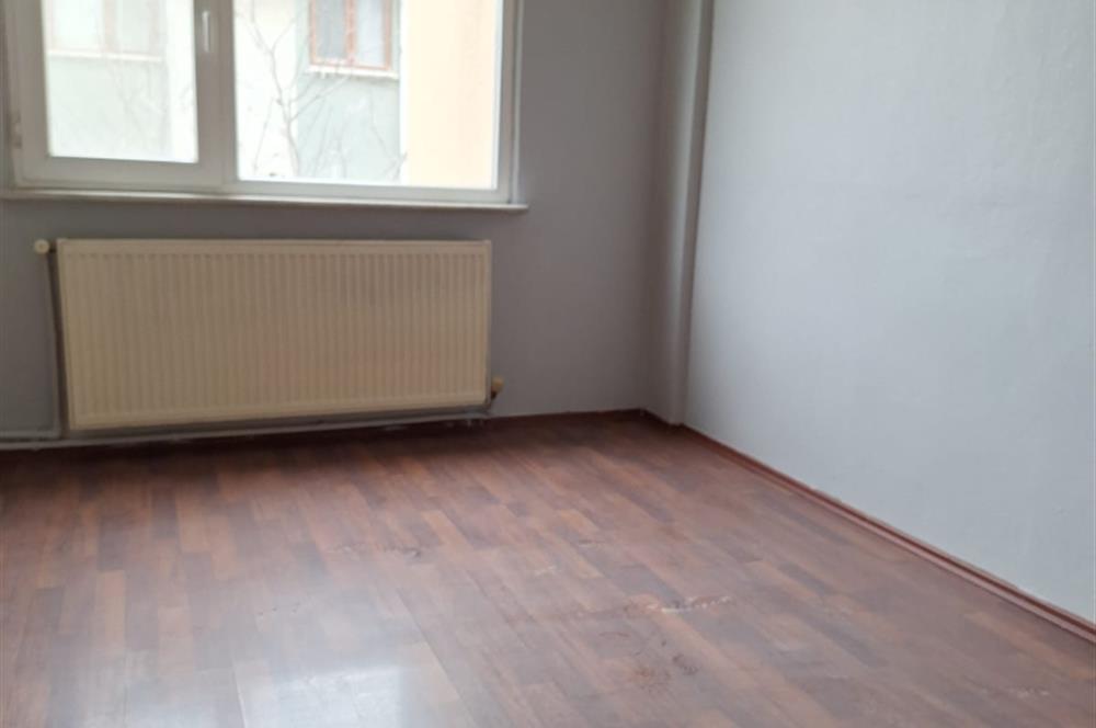 KOŞUYOLU YEDİTEPE HASTANESİ KARŞISINDA SATILIK DAİRE...