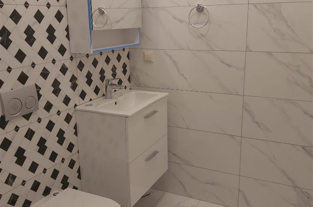 Suadiye Sahilde Kısmi Deniz Görür 2,5 + 1 Sıfır Daire