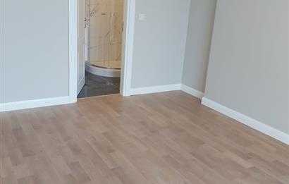 Suadiye Sahilde Kısmi Deniz Görür 2,5 + 1 Sıfır Daire