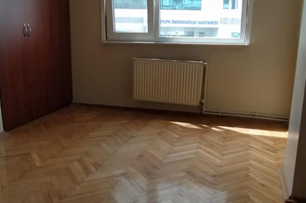 KOŞUYOLU YEDİTEPE HASTANESİ KARŞISINDA SATILIK KÖŞE DAİRE...