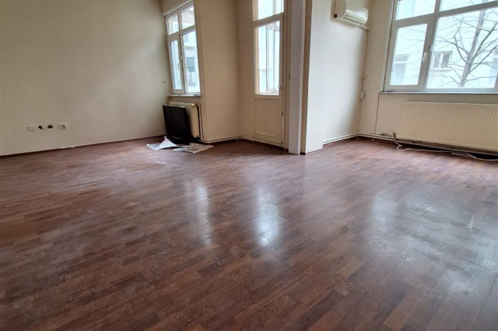 KOŞUYOLU YEDİTEPE HASTANESİ KARŞISINDA SATILIK DAİRE...