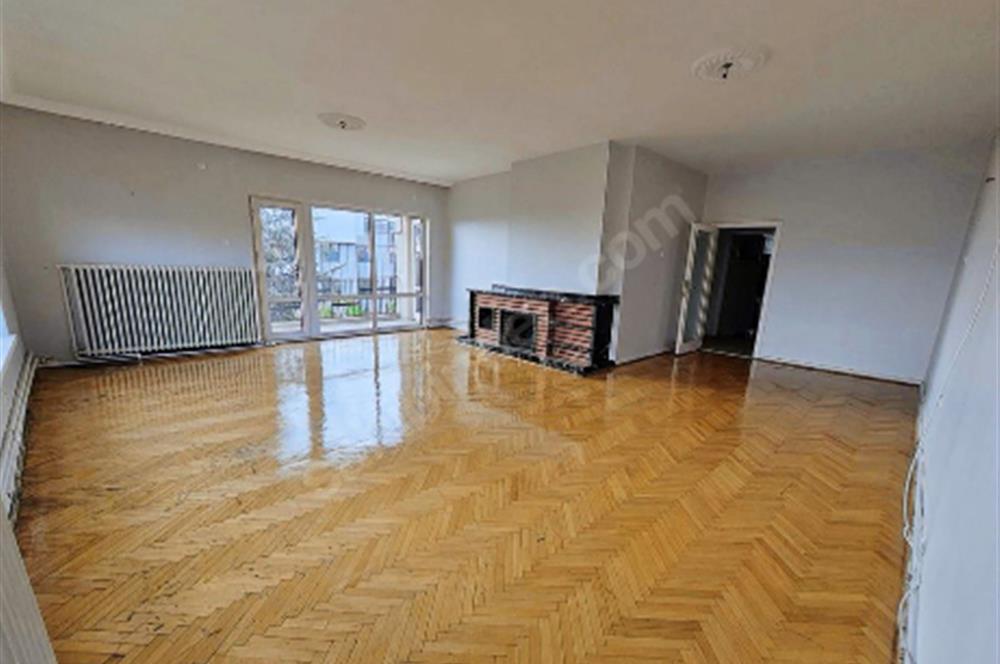 TUNALI HİLMİ CADDESİNE 200 METRE MESAFEDE KİRALIK DAİRE