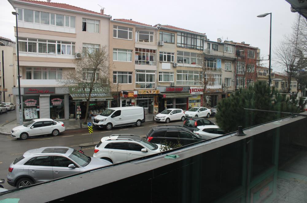 BAĞLARBAŞI CADDE ÜSTÜ MERKEZİ GENİŞ BAKIMLI KİRALIK İŞYERİ