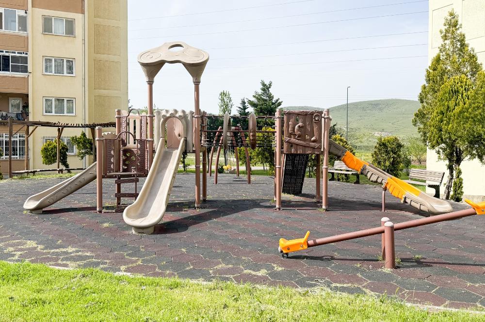CENTURY 21 BAL'DAN TOKİ YENİ MAHALLE  2. ETAP A2 BLOK'TA   EŞYALI KİRALIK   1+1 DAİRE  
