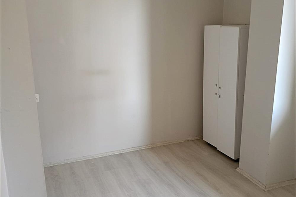 İZMİR YOLU ARKASI BEYAZ EŞYALI 1+1 DAİRE 