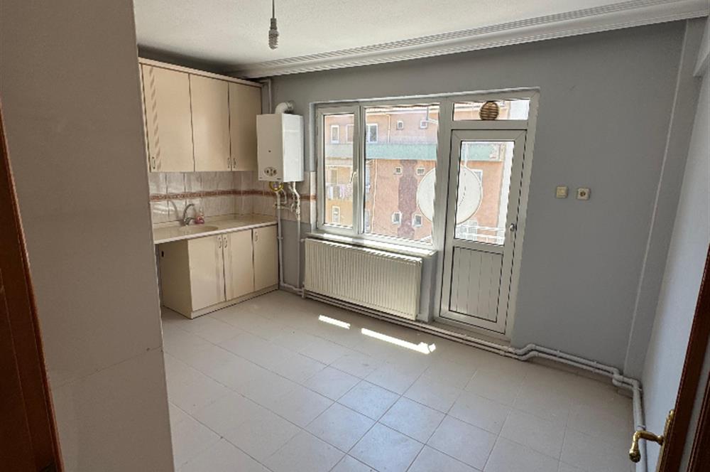 CENTURY21 BAL'DAN EGE MAHALLESİ'NDE GENİŞ ARAKAT DAİRE