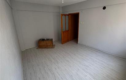 CENTURY21 BAL'DAN EGE MAHALLESİ'NDE GENİŞ ARAKAT DAİRE