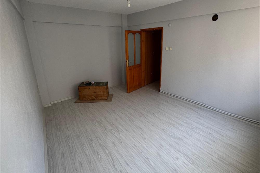 CENTURY21 BAL'DAN EGE MAHALLESİ'NDE GENİŞ ARAKAT DAİRE