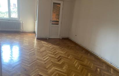 Altunizade Erzurum sitesi'nde Kiralık Daire