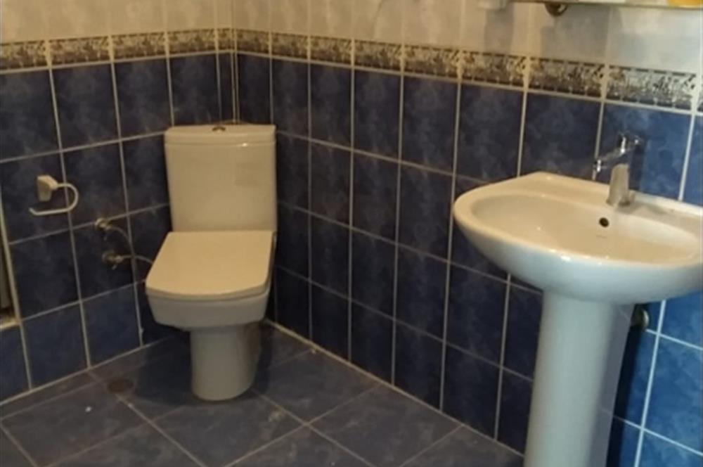 KOŞUYOLU YEDİTEPE HASTANESİ KARŞISINDA SATILIK KÖŞE DAİRE...
