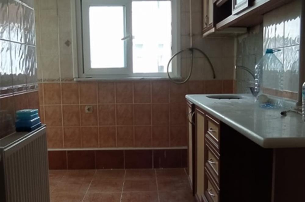 KOŞUYOLU YEDİTEPE HASTANESİ KARŞISINDA SATILIK KÖŞE DAİRE...