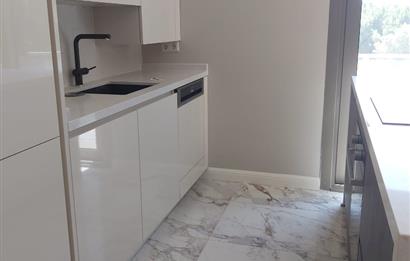 C21 Sahra dan Suadiye Sahilde Kısmi Deniz Görür 2,5 + 1 Sıfır Daire