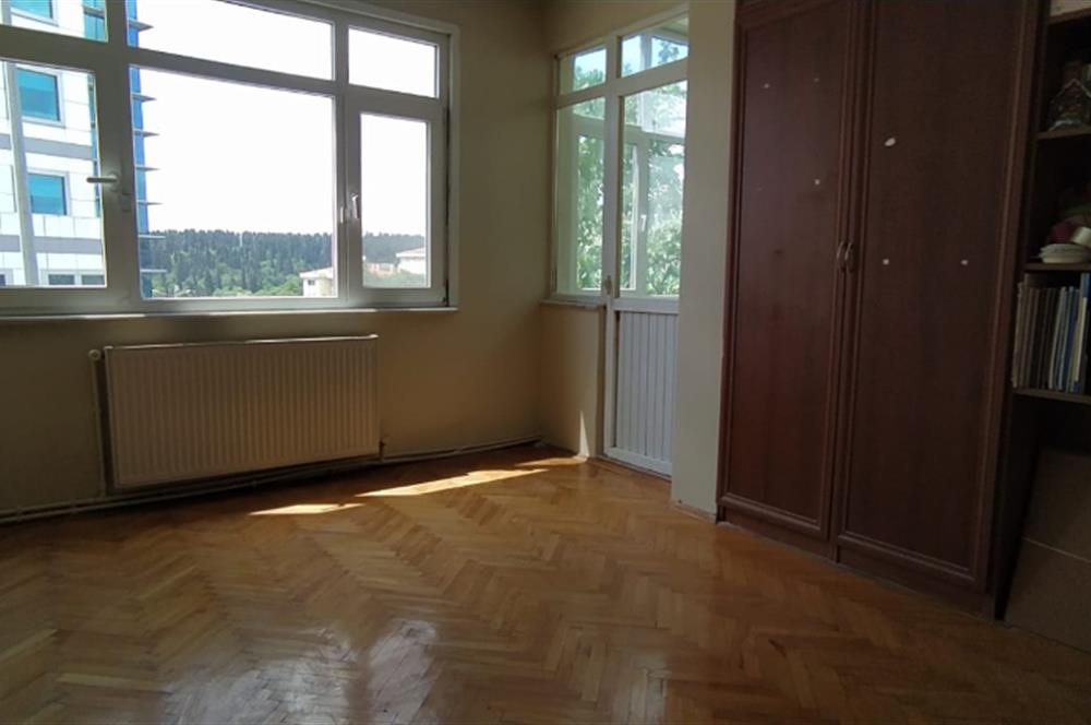 KOŞUYOLU YEDİTEPE HASTANESİ KARŞISINDA SATILIK KÖŞE DAİRE...