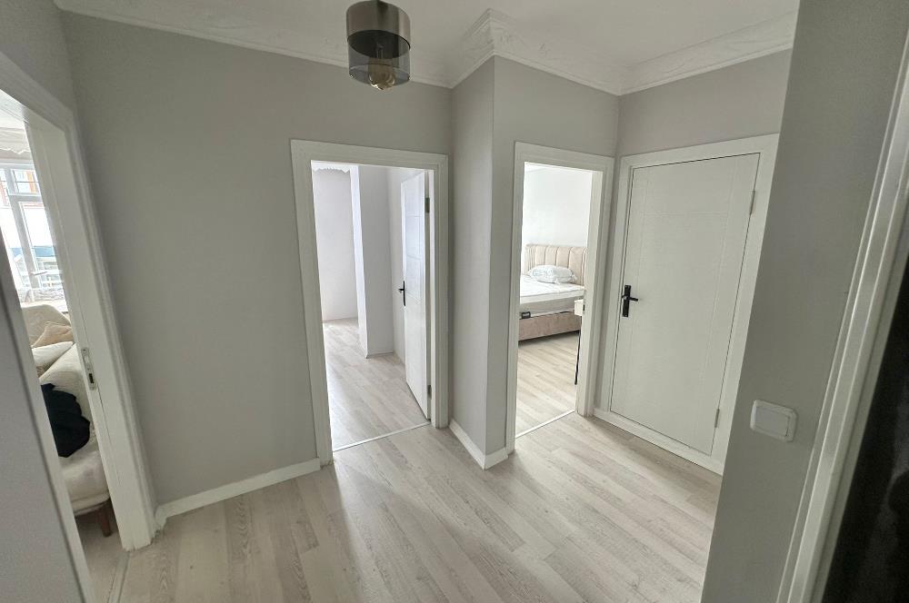 Arnavutköy Merkezde Cadde Üzeri Kiralık Eşyalı 2+1 Daire