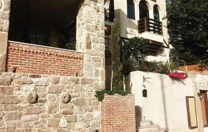 Bodrum Yalıkavak Geriş'te Deniz Manzaralı Satılık Orjinal Taş Ev