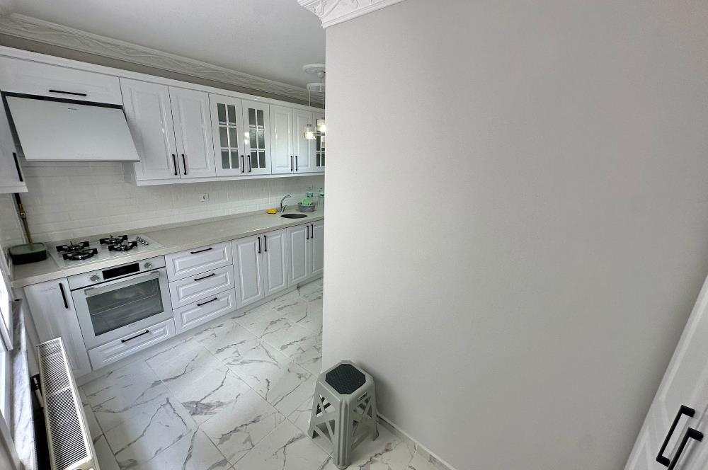 Arnavutköy Merkezde Cadde Üzeri Kiralık Eşyalı 2+1 Daire
