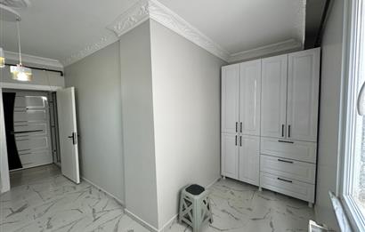 Arnavutköy Merkezde Cadde Üzeri Kiralık Eşyalı 2+1 Daire