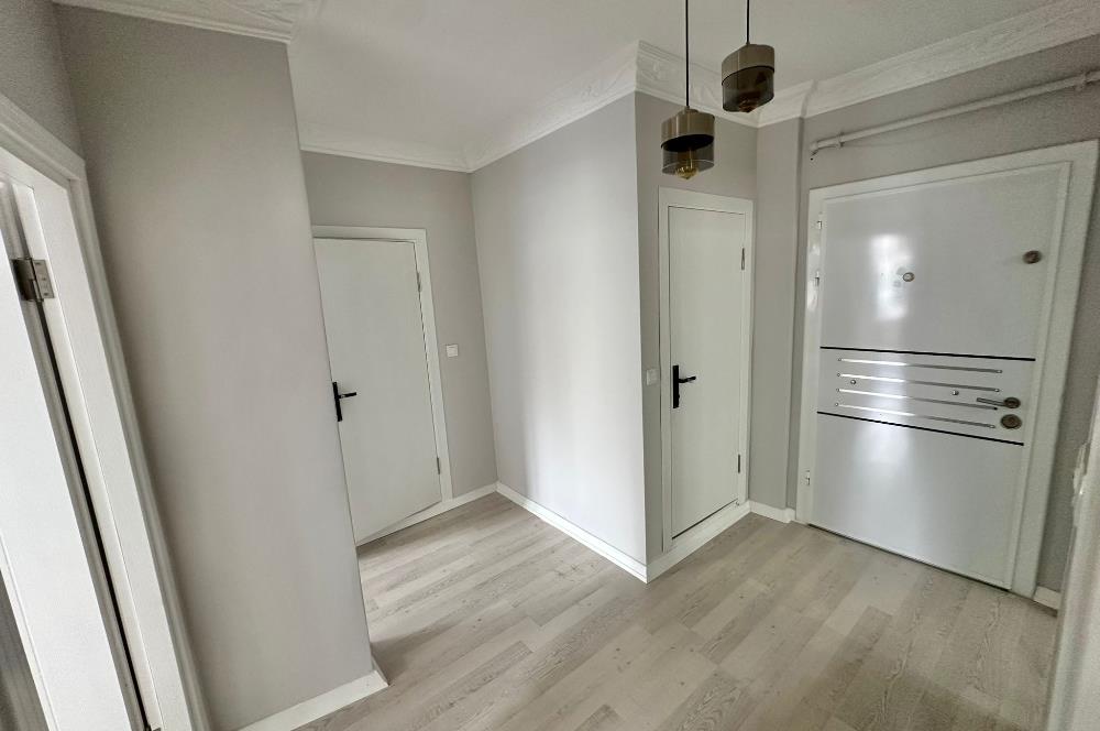 Arnavutköy Merkezde Cadde Üzeri Kiralık Eşyalı 2+1 Daire