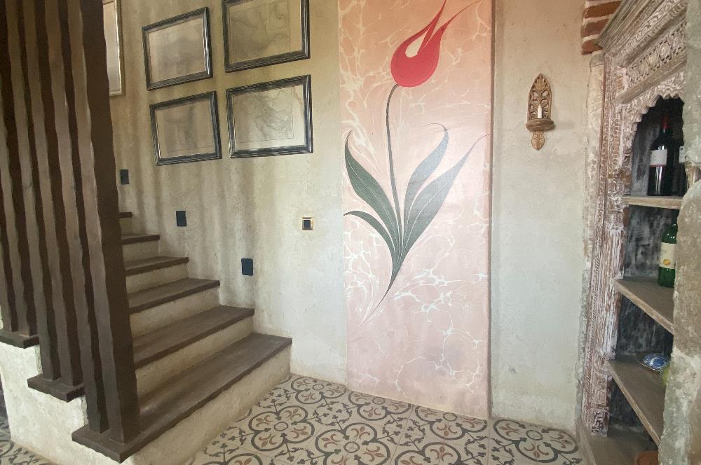 Bodrum Yalıkavak Geriş'te Deniz Manzaralı Satılık Orjinal Taş Ev
