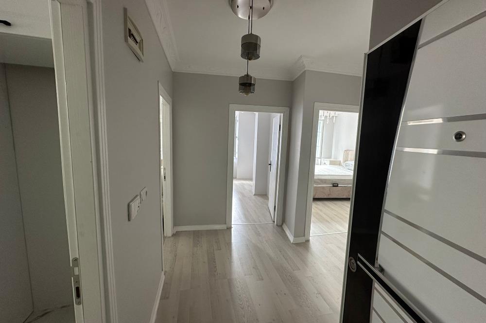 Arnavutköy Merkezde Cadde Üzeri Kiralık Eşyalı 2+1 Daire
