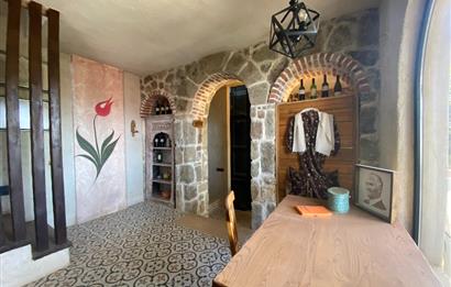 Bodrum Yalıkavak Geriş'te Deniz Manzaralı Satılık Orjinal Taş Ev