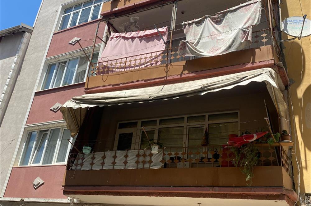 Hamidiye Mah. 2+1 Teraslı İçi Yenilenmiş Daire