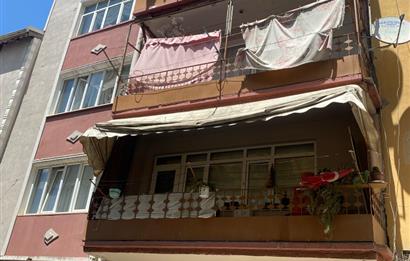 Hamidiye Mah. 2+1 Teraslı İçi Yenilenmiş Daire