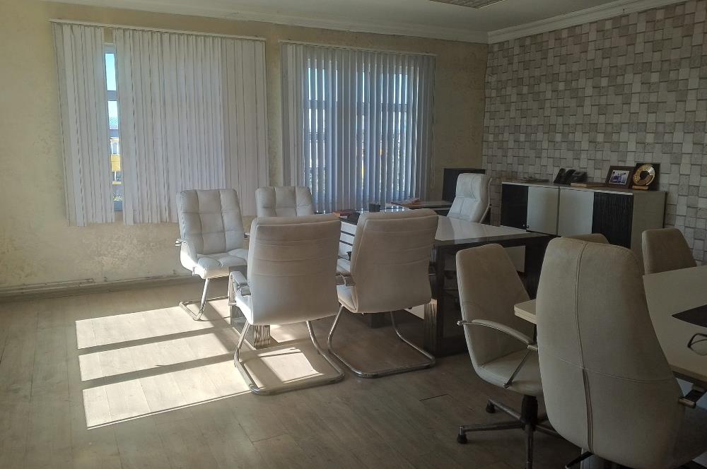 KIRŞEHİR OSB İÇİNDE KÖŞE PARSEL 3.000 m2 KAPALI ALANLI SATILIK FABRİKA