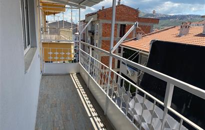 Hamidiye Mah. 2+1 Teraslı İçi Yenilenmiş Daire