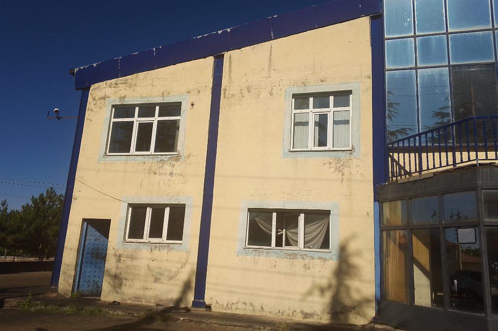 KIRŞEHİR OSB İÇİNDE KÖŞE PARSEL 3.000 m2 KAPALI ALANLI SATILIK FABRİKA