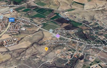 KIRŞEHİR MERKEZ YENİCE'DE SATILIK 1.500 m2 ARSA