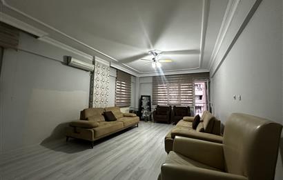 İSTİKLAL CADDESİ ÜZERİ 3+1 SATILIK FIRSAT DAİRE